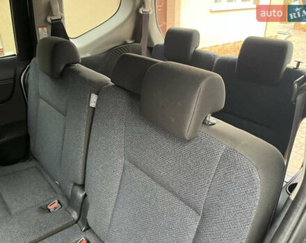 Серый Тойота Сиенна, объемом двигателя 1.5 л и пробегом 57 тыс. км за 13500 $, фото 106 на Automoto.ua