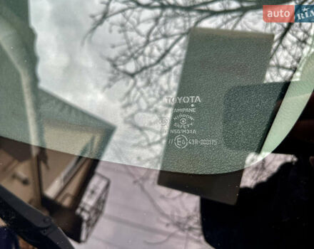 Серый Тойота Сиенна, объемом двигателя 1.5 л и пробегом 57 тыс. км за 13500 $, фото 158 на Automoto.ua