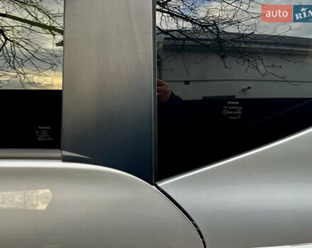 Серый Тойота Сиенна, объемом двигателя 1.5 л и пробегом 57 тыс. км за 13500 $, фото 160 на Automoto.ua