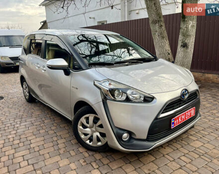 Серый Тойота Сиенна, объемом двигателя 1.5 л и пробегом 57 тыс. км за 13500 $, фото 66 на Automoto.ua