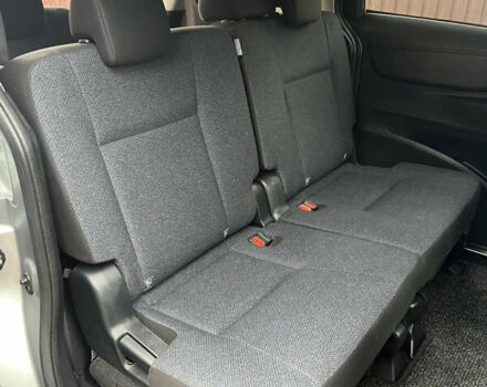 Серый Тойота Сиенна, объемом двигателя 1.5 л и пробегом 57 тыс. км за 13500 $, фото 131 на Automoto.ua