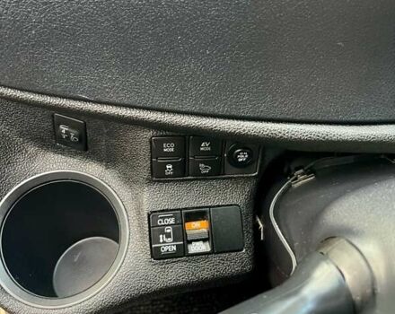 Серый Тойота Сиенна, объемом двигателя 1.5 л и пробегом 57 тыс. км за 13500 $, фото 80 на Automoto.ua