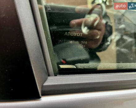 Серый Тойота Сиенна, объемом двигателя 1.5 л и пробегом 57 тыс. км за 13500 $, фото 162 на Automoto.ua