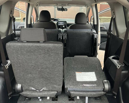 Серый Тойота Сиенна, объемом двигателя 1.5 л и пробегом 57 тыс. км за 13500 $, фото 117 на Automoto.ua