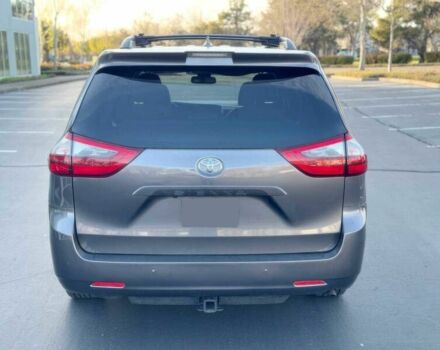 Сірий Тойота Сієнна, об'ємом двигуна 3.5 л та пробігом 45 тис. км за 24000 $, фото 6 на Automoto.ua