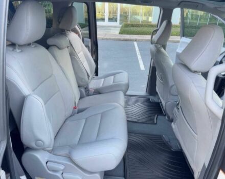 Сірий Тойота Сієнна, об'ємом двигуна 3.5 л та пробігом 45 тис. км за 24000 $, фото 11 на Automoto.ua