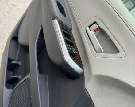 Серый Тойота Сиенна, объемом двигателя 2.5 л и пробегом 9 тыс. км за 47000 $, фото 35 на Automoto.ua