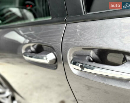 Серый Тойота Сиенна, объемом двигателя 2.5 л и пробегом 9 тыс. км за 47000 $, фото 20 на Automoto.ua