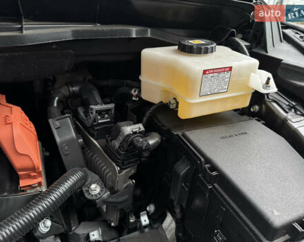 Серый Тойота Сиенна, объемом двигателя 2.5 л и пробегом 9 тыс. км за 47000 $, фото 84 на Automoto.ua