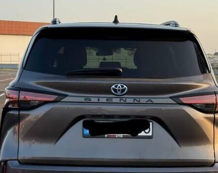 Серый Тойота Сиенна, объемом двигателя 2.49 л и пробегом 42 тыс. км за 65000 $, фото 33 на Automoto.ua