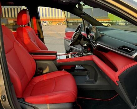 Серый Тойота Сиенна, объемом двигателя 2.49 л и пробегом 42 тыс. км за 65000 $, фото 11 на Automoto.ua