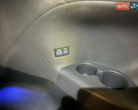 Серый Тойота Сиенна, объемом двигателя 2.5 л и пробегом 53 тыс. км за 46500 $, фото 24 на Automoto.ua