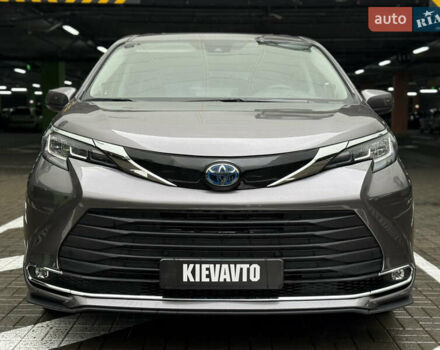 Серый Тойота Сиенна, объемом двигателя 2.5 л и пробегом 91 тыс. км за 41500 $, фото 10 на Automoto.ua