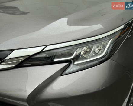 Серый Тойота Сиенна, объемом двигателя 2.5 л и пробегом 91 тыс. км за 41500 $, фото 2 на Automoto.ua