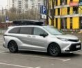 Серый Тойота Сиенна, объемом двигателя 2.49 л и пробегом 169 тыс. км за 46000 $, фото 1 на Automoto.ua