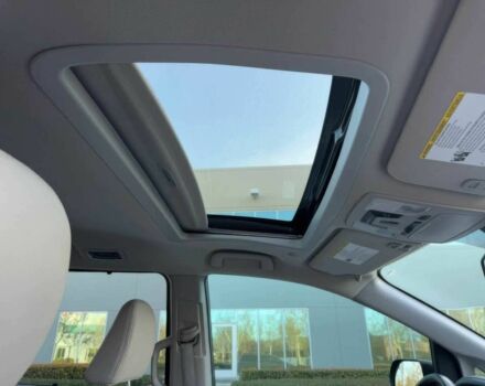 Сірий Тойота Сієнна, об'ємом двигуна 3.5 л та пробігом 48 тис. км за 14000 $, фото 11 на Automoto.ua