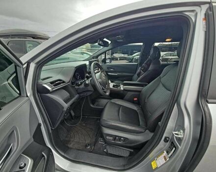 Серый Тойота Сиенна, объемом двигателя 0 л и пробегом 23 тыс. км за 47800 $, фото 6 на Automoto.ua