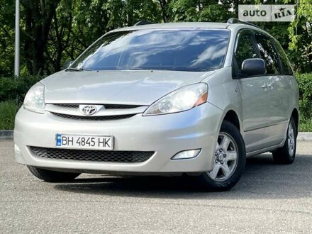 Тойота Сиенна 2007 в Одессе на Automoto.ua Серый Тойота Сиенна, объемом двигателя 3.5 л и пробегом 226 тыс. км за 9999 $, фото 1 на Automoto.ua