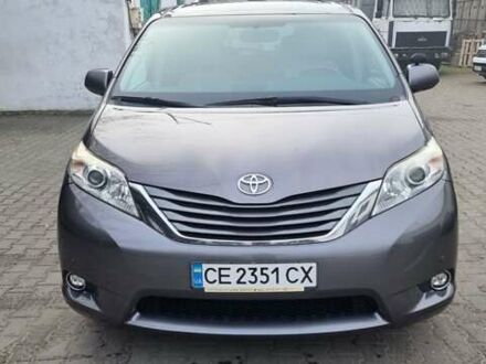 Серый Тойота Сиенна, объемом двигателя 3.5 л и пробегом 295 тыс. км за 13500 $, фото 1 на Automoto.ua