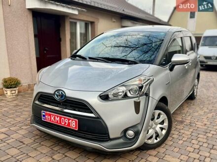 Серый Тойота Сиенна, объемом двигателя 1.5 л и пробегом 57 тыс. км за 13500 $, фото 1 на Automoto.ua