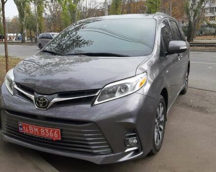 Сірий Тойота Сієнна, об'ємом двигуна 3.46 л та пробігом 94 тис. км за 34990 $, фото 1 на Automoto.ua