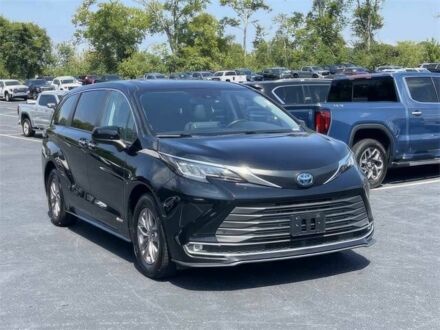 Сірий Тойота Сієнна, об'ємом двигуна 2.5 л та пробігом 14 тис. км за 42000 $, фото 1 на Automoto.ua