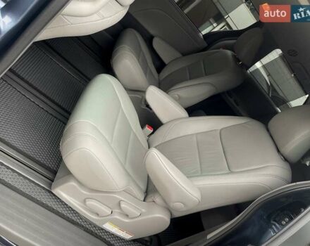 Синий Тойота Сиенна, объемом двигателя 3.46 л и пробегом 140 тыс. км за 22100 $, фото 19 на Automoto.ua