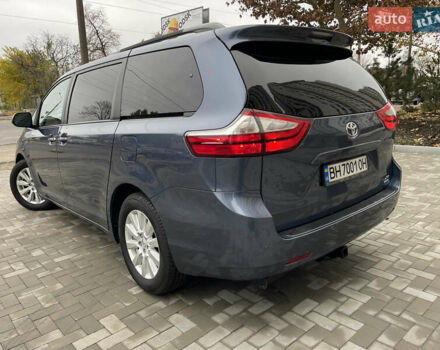 Синій Тойота Сієнна, об'ємом двигуна 3.46 л та пробігом 143 тис. км за 21300 $, фото 5 на Automoto.ua