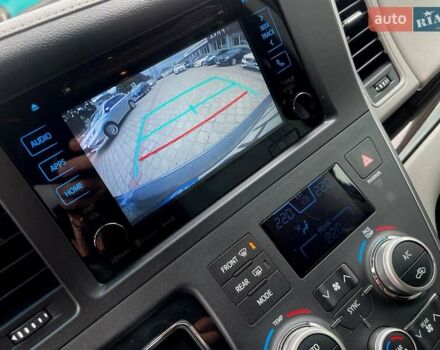 Синий Тойота Сиенна, объемом двигателя 3.46 л и пробегом 140 тыс. км за 22100 $, фото 30 на Automoto.ua