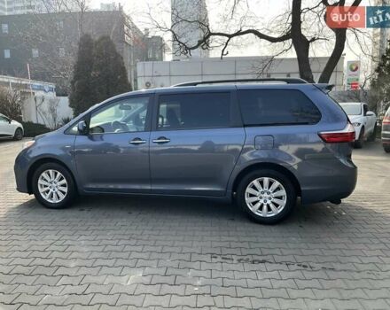 Синий Тойота Сиенна, объемом двигателя 3.46 л и пробегом 140 тыс. км за 20900 $, фото 7 на Automoto.ua