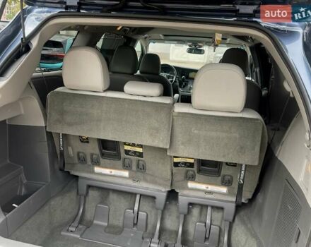 Синий Тойота Сиенна, объемом двигателя 3.46 л и пробегом 140 тыс. км за 22100 $, фото 23 на Automoto.ua