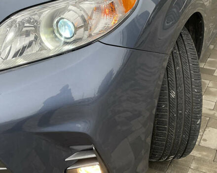 Синій Тойота Сієнна, об'ємом двигуна 3.46 л та пробігом 143 тис. км за 21300 $, фото 9 на Automoto.ua