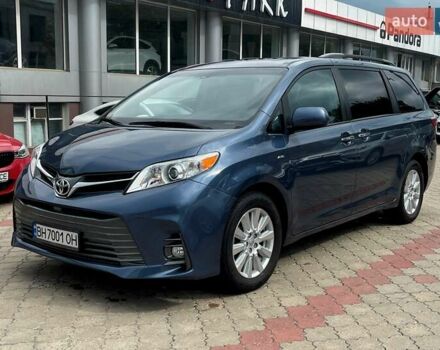 Синий Тойота Сиенна, объемом двигателя 3.46 л и пробегом 140 тыс. км за 22100 $, фото 2 на Automoto.ua