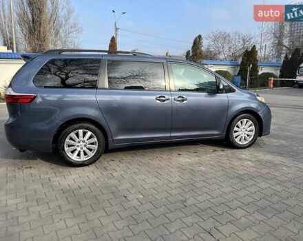 Синий Тойота Сиенна, объемом двигателя 3.46 л и пробегом 140 тыс. км за 20900 $, фото 3 на Automoto.ua