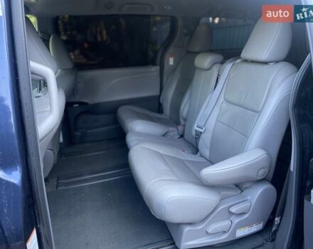 Синий Тойота Сиенна, объемом двигателя 3.46 л и пробегом 223 тыс. км за 22900 $, фото 14 на Automoto.ua