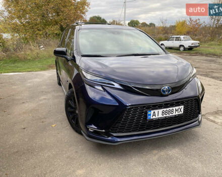 Синий Тойота Сиенна, объемом двигателя 2.49 л и пробегом 103 тыс. км за 47000 $, фото 4 на Automoto.ua