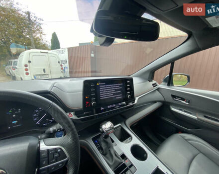 Синий Тойота Сиенна, объемом двигателя 2.49 л и пробегом 103 тыс. км за 47000 $, фото 7 на Automoto.ua