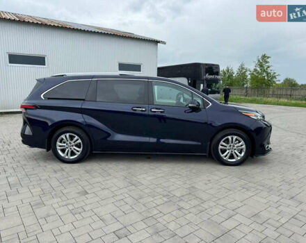 Синий Тойота Сиенна, объемом двигателя 2.49 л и пробегом 16 тыс. км за 59500 $, фото 22 на Automoto.ua