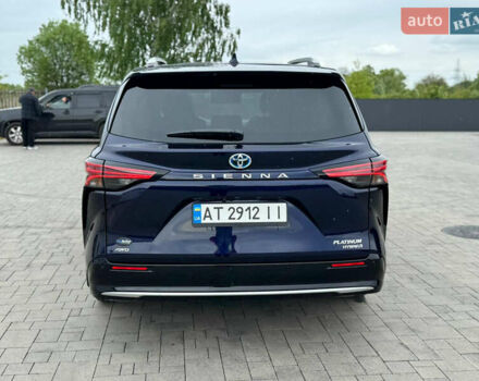 Синий Тойота Сиенна, объемом двигателя 2.49 л и пробегом 16 тыс. км за 59500 $, фото 10 на Automoto.ua