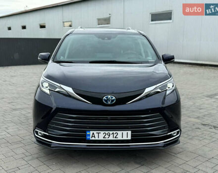 Синий Тойота Сиенна, объемом двигателя 2.49 л и пробегом 16 тыс. км за 59500 $, фото 8 на Automoto.ua