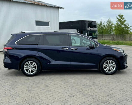 Синий Тойота Сиенна, объемом двигателя 2.49 л и пробегом 16 тыс. км за 59500 $, фото 15 на Automoto.ua