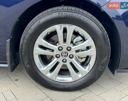 Синий Тойота Сиенна, объемом двигателя 2.49 л и пробегом 16 тыс. км за 59500 $, фото 21 на Automoto.ua