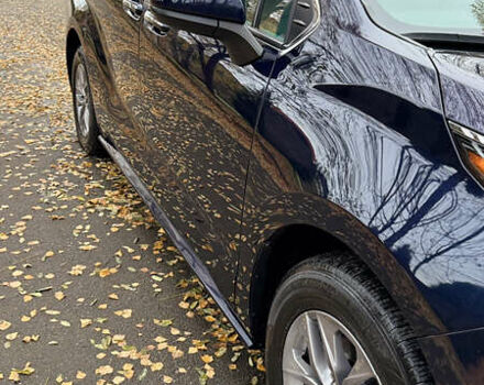 Синий Тойота Сиенна, объемом двигателя 2.49 л и пробегом 20 тыс. км за 62500 $, фото 22 на Automoto.ua