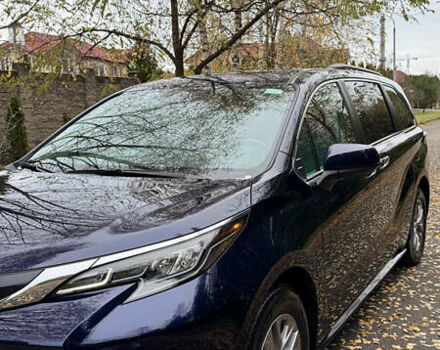 Синий Тойота Сиенна, объемом двигателя 2.49 л и пробегом 20 тыс. км за 62500 $, фото 25 на Automoto.ua