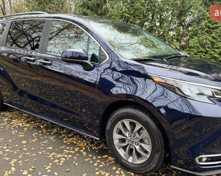 Синий Тойота Сиенна, объемом двигателя 2.49 л и пробегом 20 тыс. км за 62500 $, фото 21 на Automoto.ua