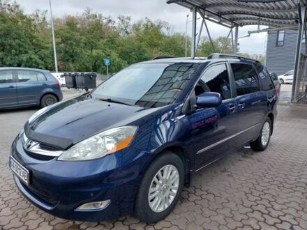 Тойота Сієнна 2007 у Києві на Automoto.ua Синій Тойота Сієнна, об'ємом двигуна 0.35 л та пробігом 104 тис. км за 13500 $, фото 1 на Automoto.ua