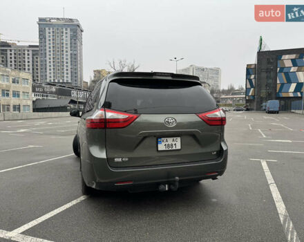 Зеленый Тойота Сиенна, объемом двигателя 3.5 л и пробегом 167 тыс. км за 23500 $, фото 5 на Automoto.ua