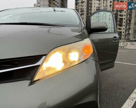 Зеленый Тойота Сиенна, объемом двигателя 3.5 л и пробегом 167 тыс. км за 23500 $, фото 43 на Automoto.ua