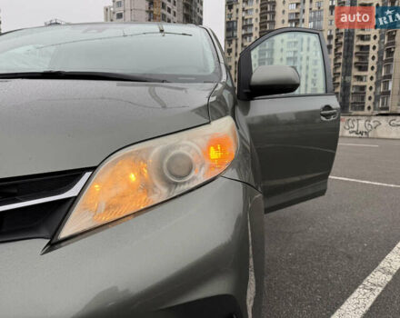 Зеленый Тойота Сиенна, объемом двигателя 3.5 л и пробегом 167 тыс. км за 23500 $, фото 42 на Automoto.ua