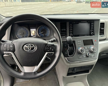 Зеленый Тойота Сиенна, объемом двигателя 3.5 л и пробегом 167 тыс. км за 23500 $, фото 15 на Automoto.ua